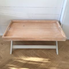 Shabby chic coffee table with Neptune isoguard