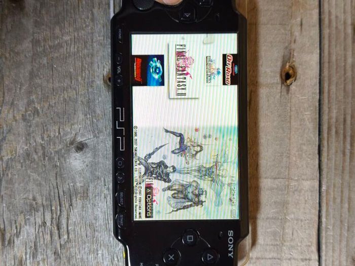 Playstation PSP modded 50 games 64gb sd card