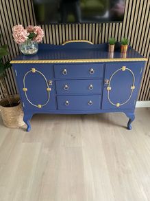 Vintage Sideboard / Drinks cabinet