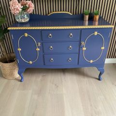 Vintage Sideboard / Drinks cabinet