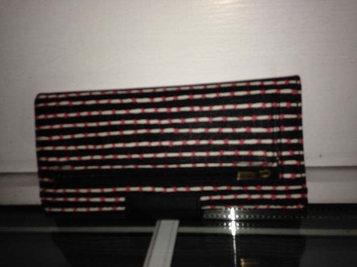 Fossil Wallet