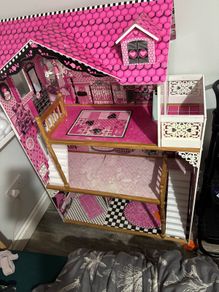 dolls house