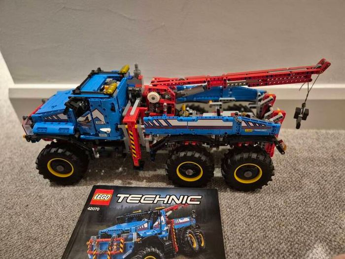 Lego Technic 42070 6x6 All Terrain Tow Truck
