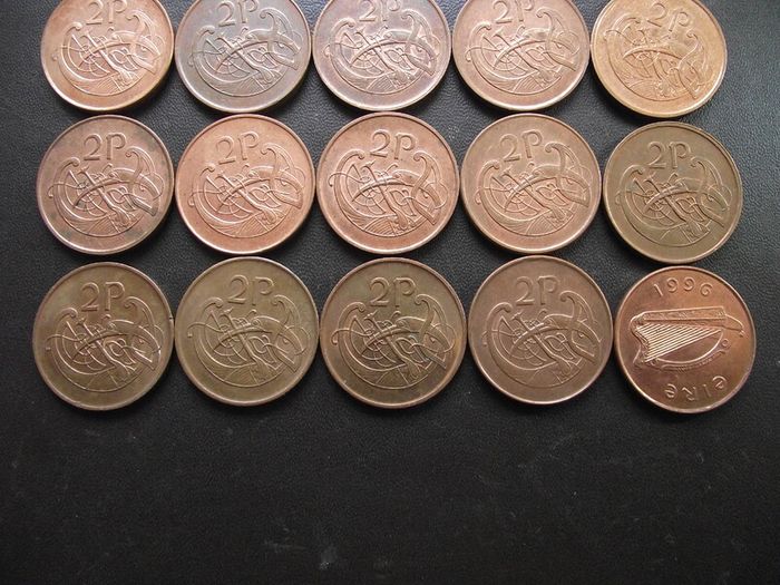 20 Irish 2 pence coins (1979-2000) Nice condition.