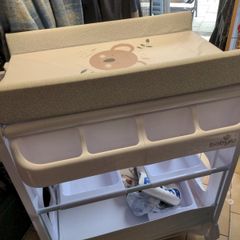 Changing table and baby's bath