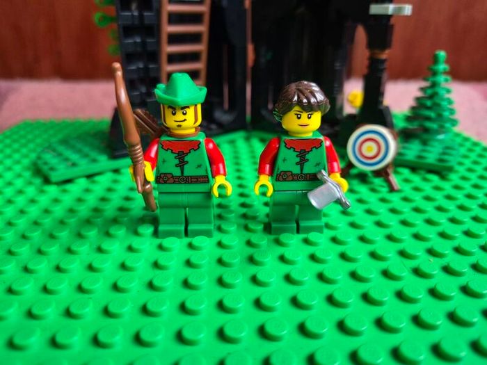 Lego Forest Hideout promotional set 40567
