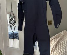Wet suit