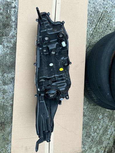 toyota Yaris headlights