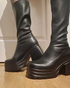 Platform Zipperless Knee High Boots