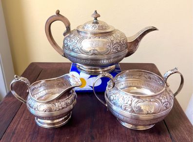 George IV period Irish sterling silver 3pcs tea set 1826 by Edward Power