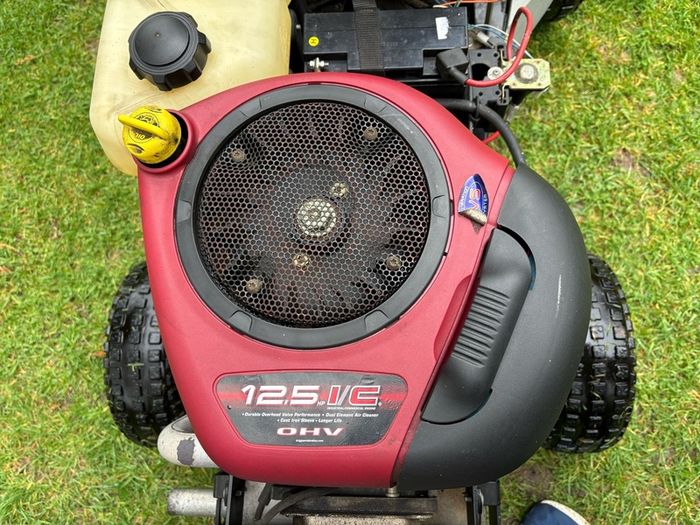 Stiga Combi 95 Mulcher (mint condition) - Ride on Lawnmower
