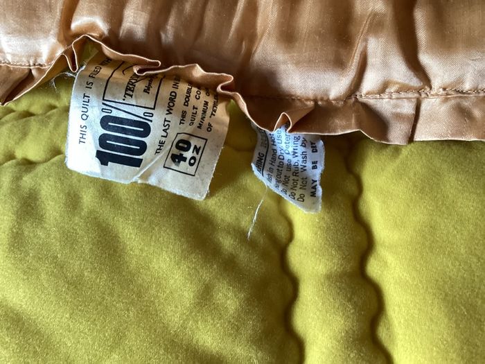 Vintage Slumbalux Satin Padded Quilt