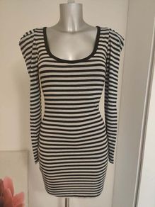 Guess grey/black/silver long sleeve mini bodycon dress Perfect condition size M UK10 EU38 Postage included
