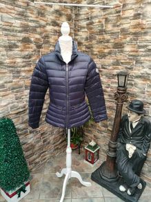 Beaumont Amsterdam ladies down light weight puffer jacket  Size Small 38 EU Full zip 2 zip pockets  Great winter jacket  Measurements in the photos