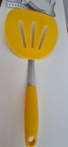 Kitchen accessory, Silicone Wide Turner.