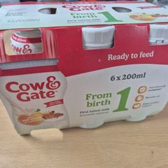 Cow & Gate 1 First Infant Baby Milk Formula Liquid Multipack Ready to Feed from Birth