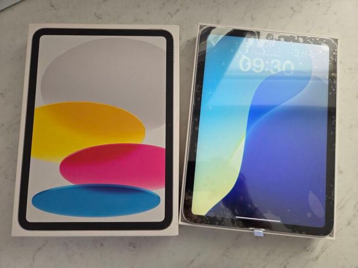 iPad 10th gen