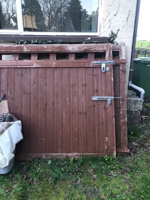 wooden gates