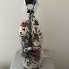 Ornament carol singers
