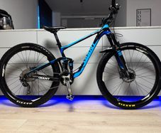 GIANT Athem Full Suspension Bike