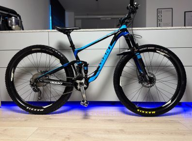 GIANT Athem Full Suspension Bike