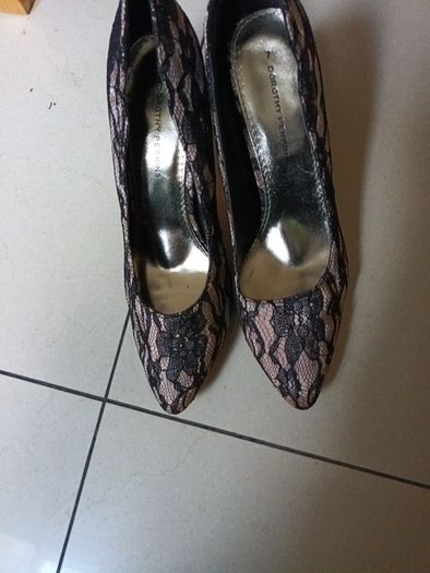 Dorothy  Perkins Lace  Shoes.  S. 40 - 7. New.