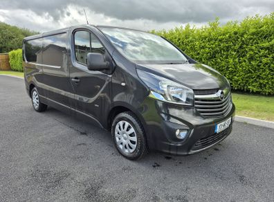 Opel Vivaro/ Trafic
