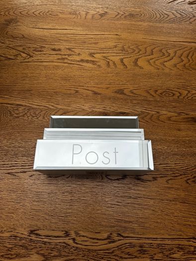 Letter/post organiser/stand