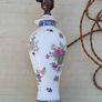 Chinoiserie porcelain table lamp Image 9