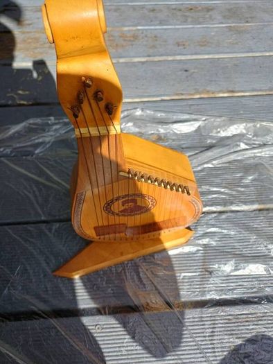 Vintage Ukrainian Bandura Miniature Souvenir - Wooden Decor