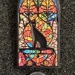 Cat ,stained glass,  pin back badge.