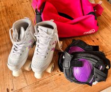 Roller Skates size 3, bag & protector pads