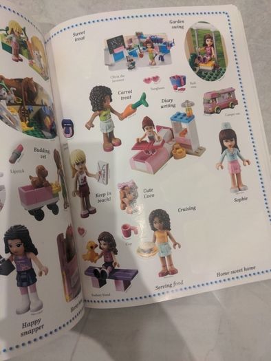 LEGO Friends Ultimate Sticker Collection