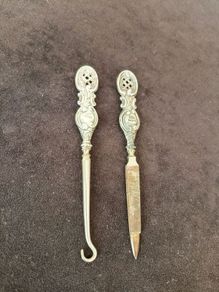Victorian toilet set consisting of a button hook and a nail file silver 925