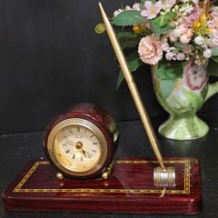 Churchill Desk Clock with a Pen