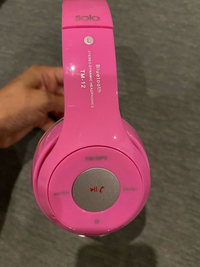 Fake Beats Solo headphone
