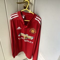 Manchester Utd T-shirt age 13/14