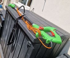 Tree chainsaw pruner