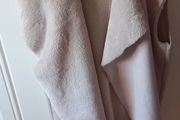 ladies fluffy sleeveless top