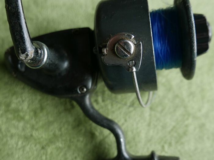 Vintage Shakespeare Ball Bearing 2260 II Large Spinning Reel (in working order)