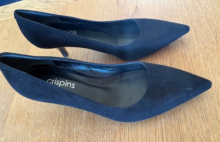 Black Suede Crispins Womens Medium heel shoes Size 9 (43)