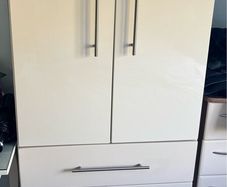 Wardrobe set (2 wardrobes, 1 chest drawers, 2 lock