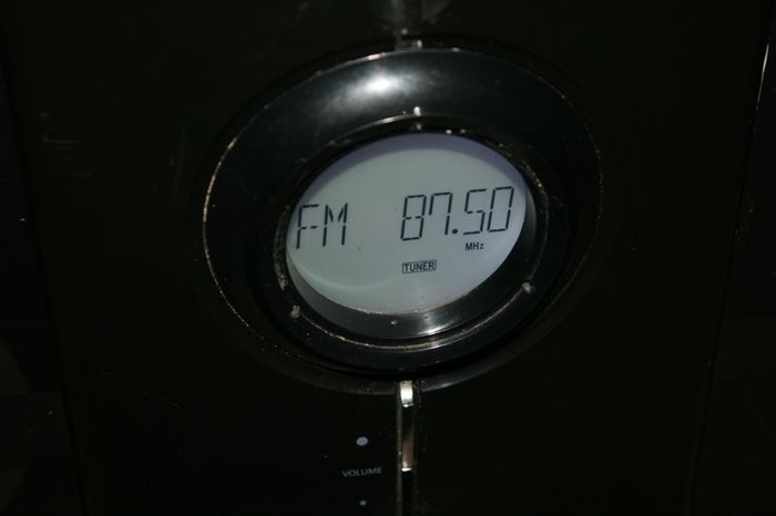 iLuv 4 disk CD player (in working order)