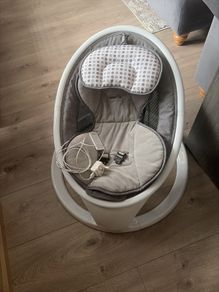 baby bouncer/swing