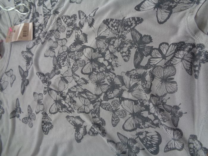 Ladies Top for Sale