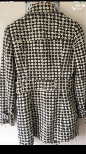 Ladies designer heavy coat size 6 like new