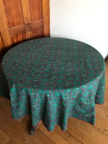 Pre-loved Circular Table Cloth