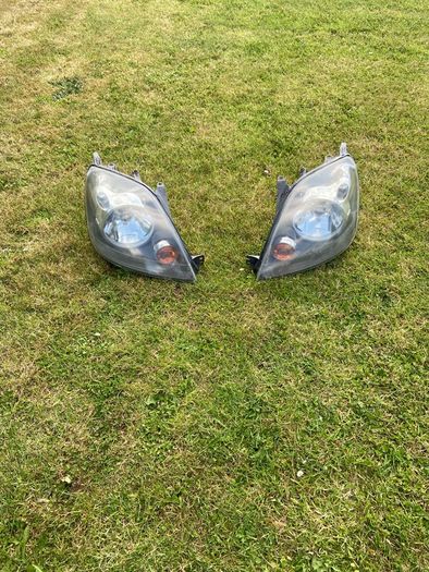 Genuine Ford Fiesta MK6 Facelift Headlights Pair (2005 - 2008)