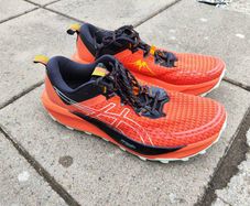 ASICS gel Trabuco runners trainers 46.5