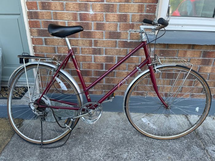 Raleigh bike frame - in need of repair